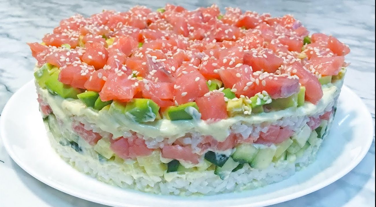 Рецепт смачного і ніжного суші-салату Філадельфія без крабових паличок