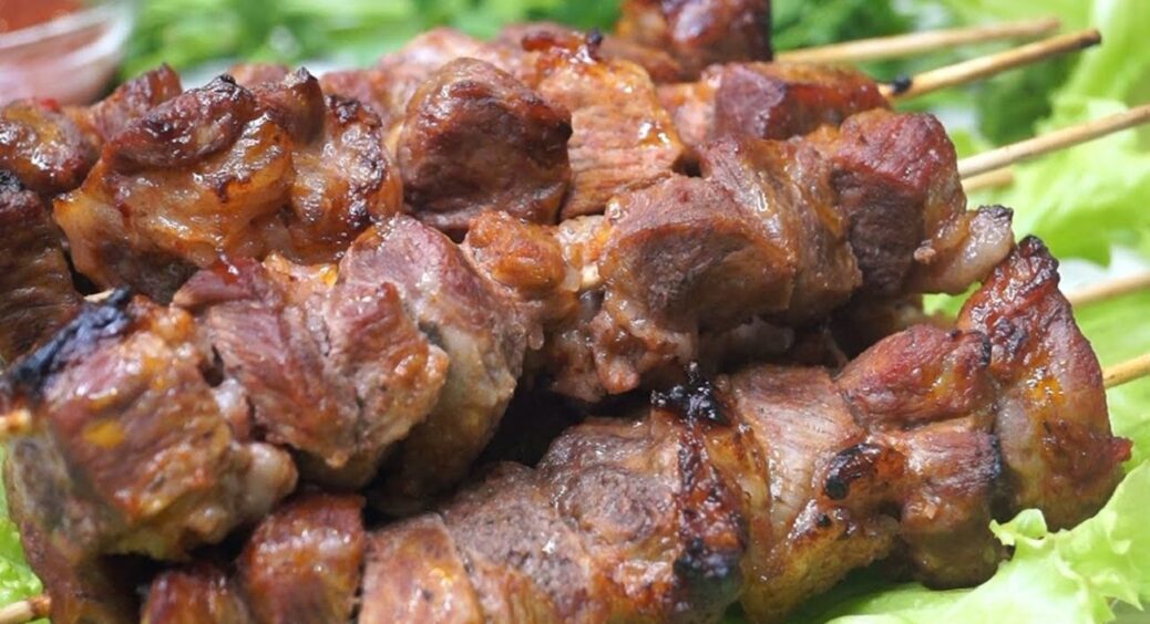 М’ясо тане в роті, а не жується: домашній шашлик в духовці — напрочуд швидко, і заморочок 0 