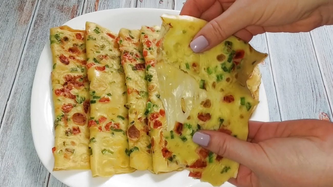 Кулінари розсекретили, що можна приготувати на сніданок із сиру та яєць. Фото: скриншот з відео
