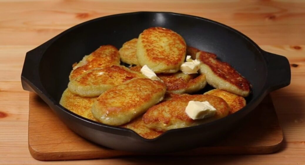 Такі як деруни, але набагато краще! Поліські картопляні пундики, що миттєво з’їдаються вдома 