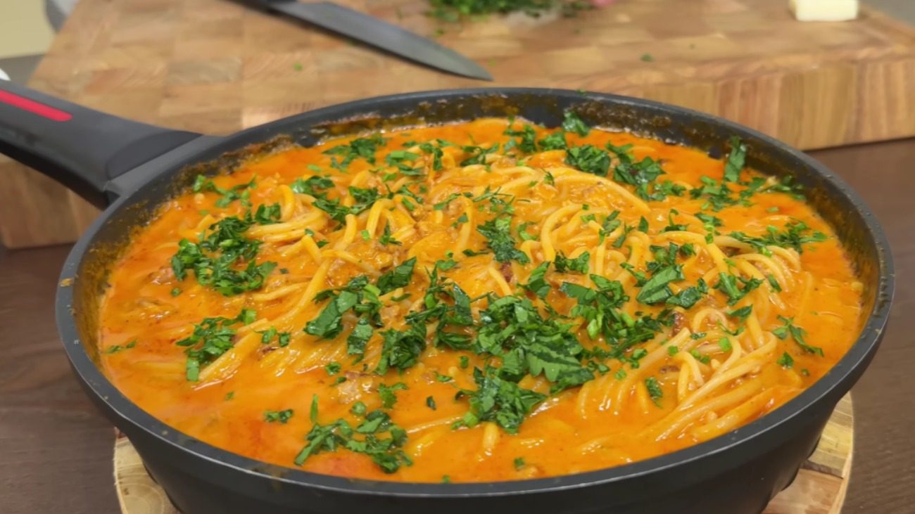 Супер швидкий рецепт на вихідні для всієї родини: через 15 хвилин все готово