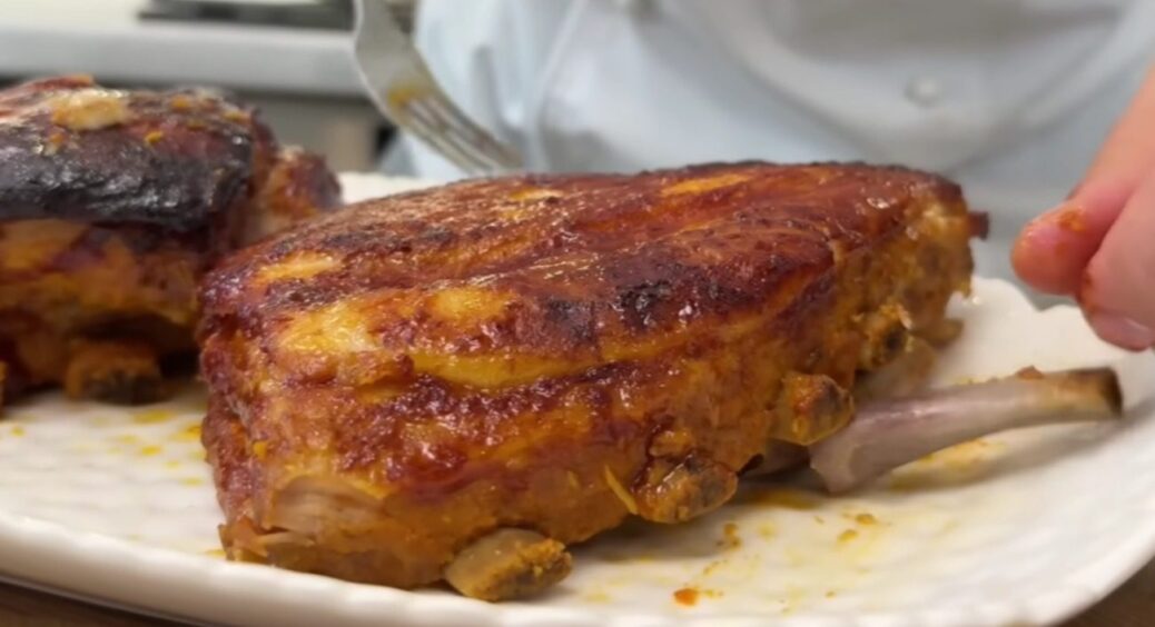Як зробити будь-яке м’ясо по-справжньому смачним за 30 хвилин? Рецепт універсального маринаду 