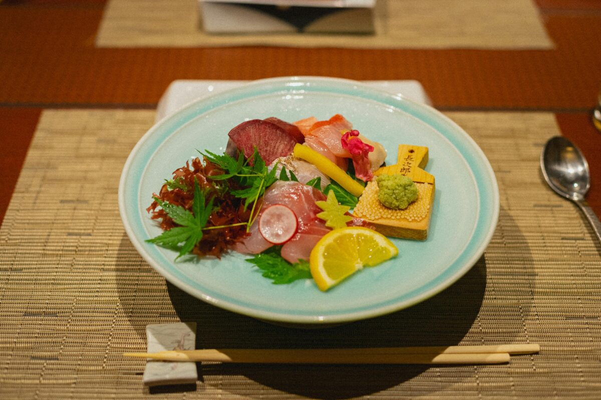 Експерти розповіли, як легко схуднути по японському методу