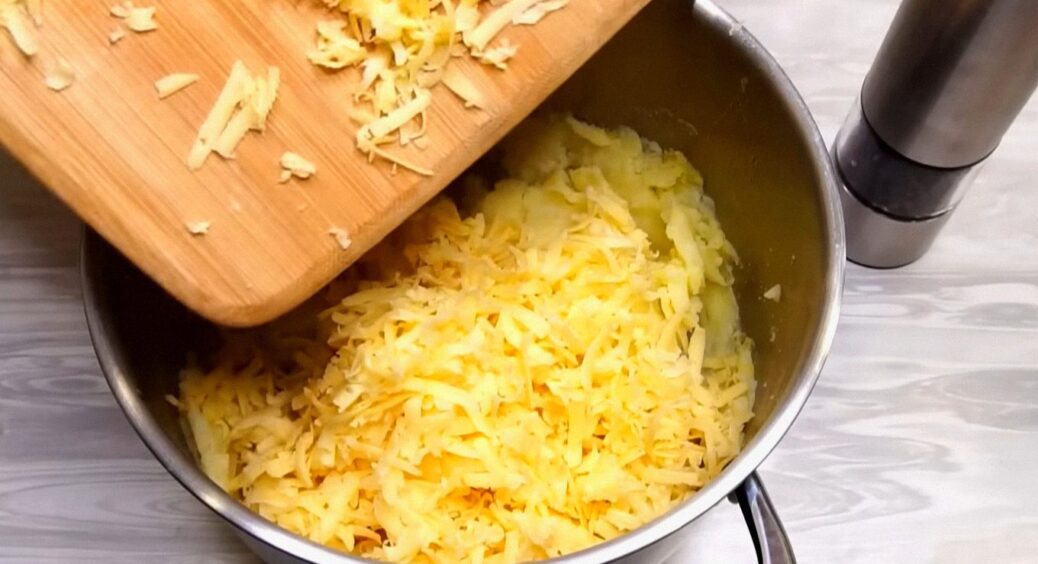 Як приготувати смачний картопляний пиріг без духовки: швидкий рецепт на кожен день 