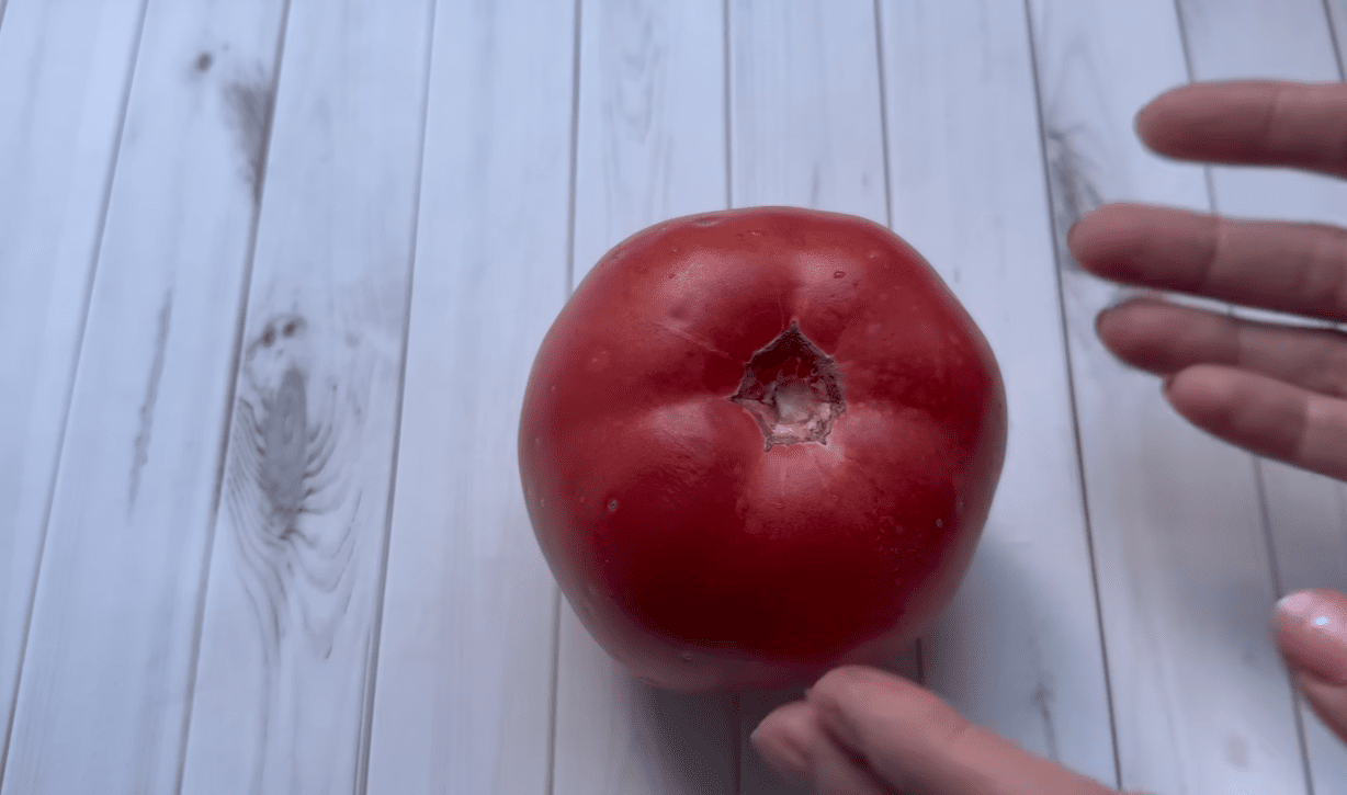 Городниця назвала старі радянські сорти помідорів зі справжнім томатним смаком