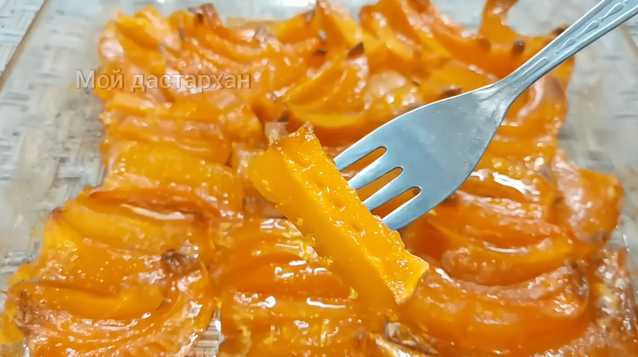 Кулінари назвали смачний рецепт печеного гарбуза на сковороді 