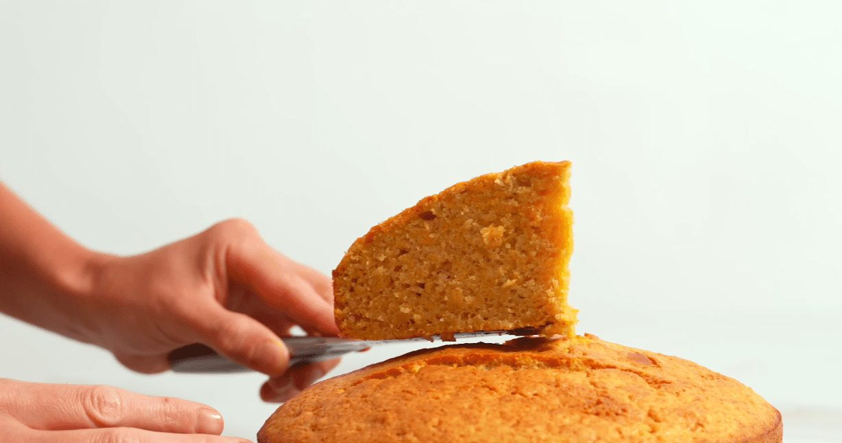 Рецепт дуже смачного та простого домашнього пирога з гарбуза