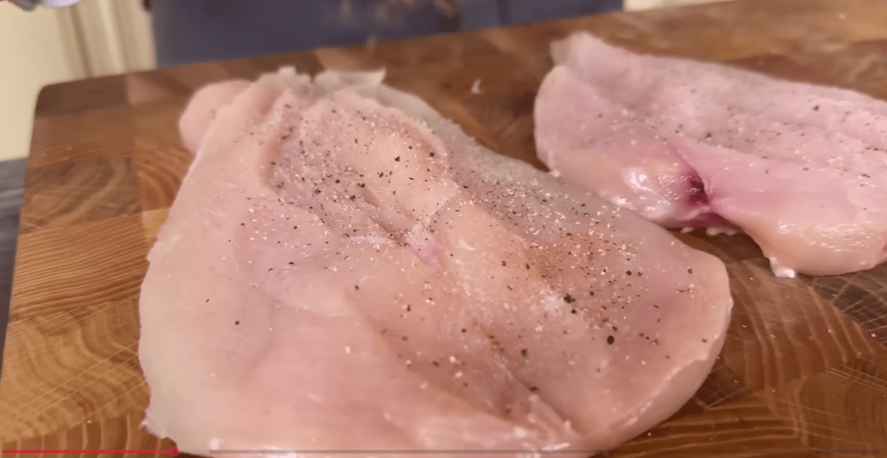 Кулінари розповіли, як приготувати куряче філе соковитим