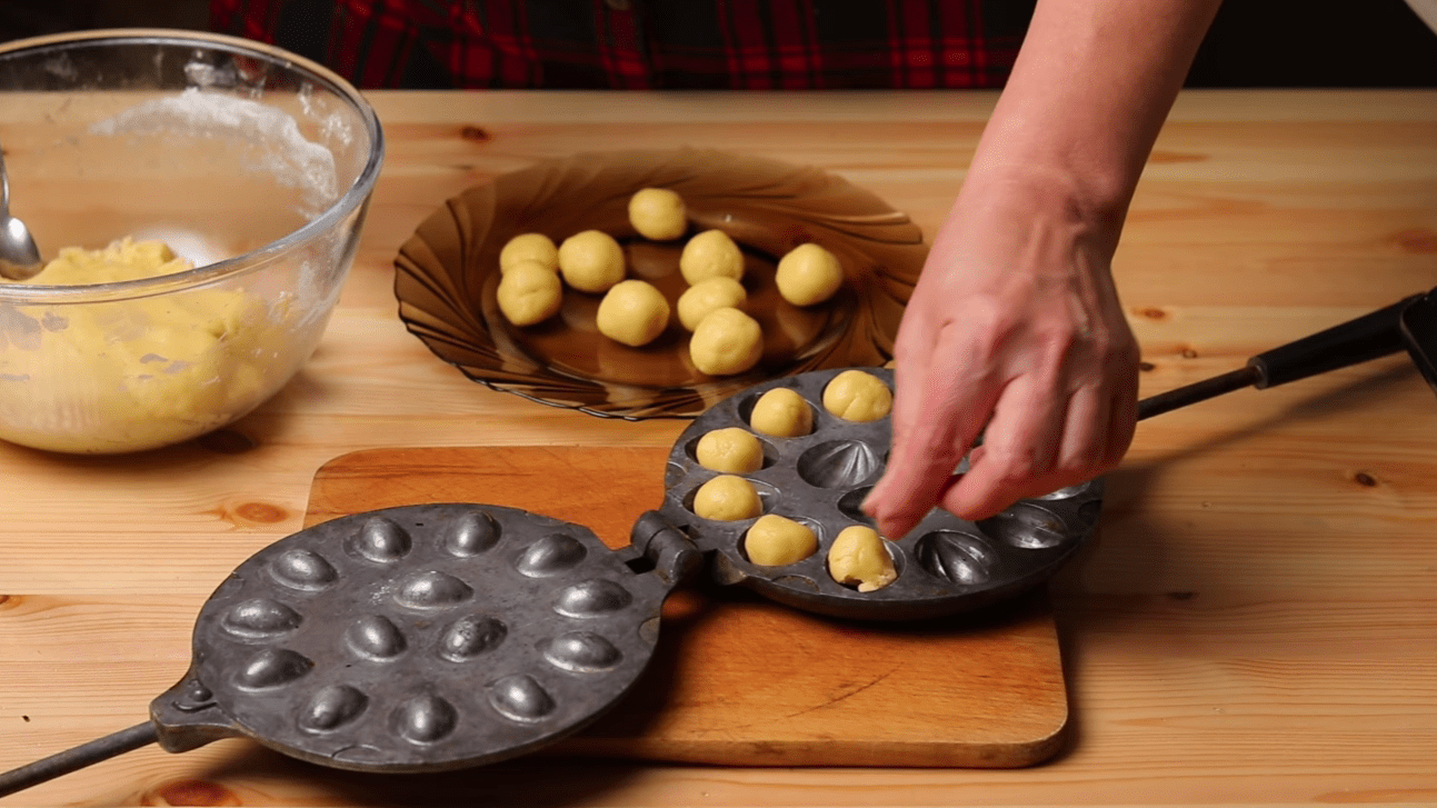 Рецепт солодких горішків з карамеллю: смак дитинства повертається