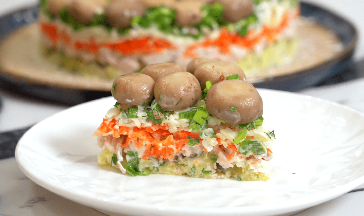 Рецепт нового салату на Різдво та Новий рік із знайомих продуктів