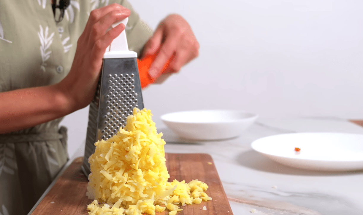 Рецепт нового салату на Різдво та Новий рік 2026 із знайомих продуктів