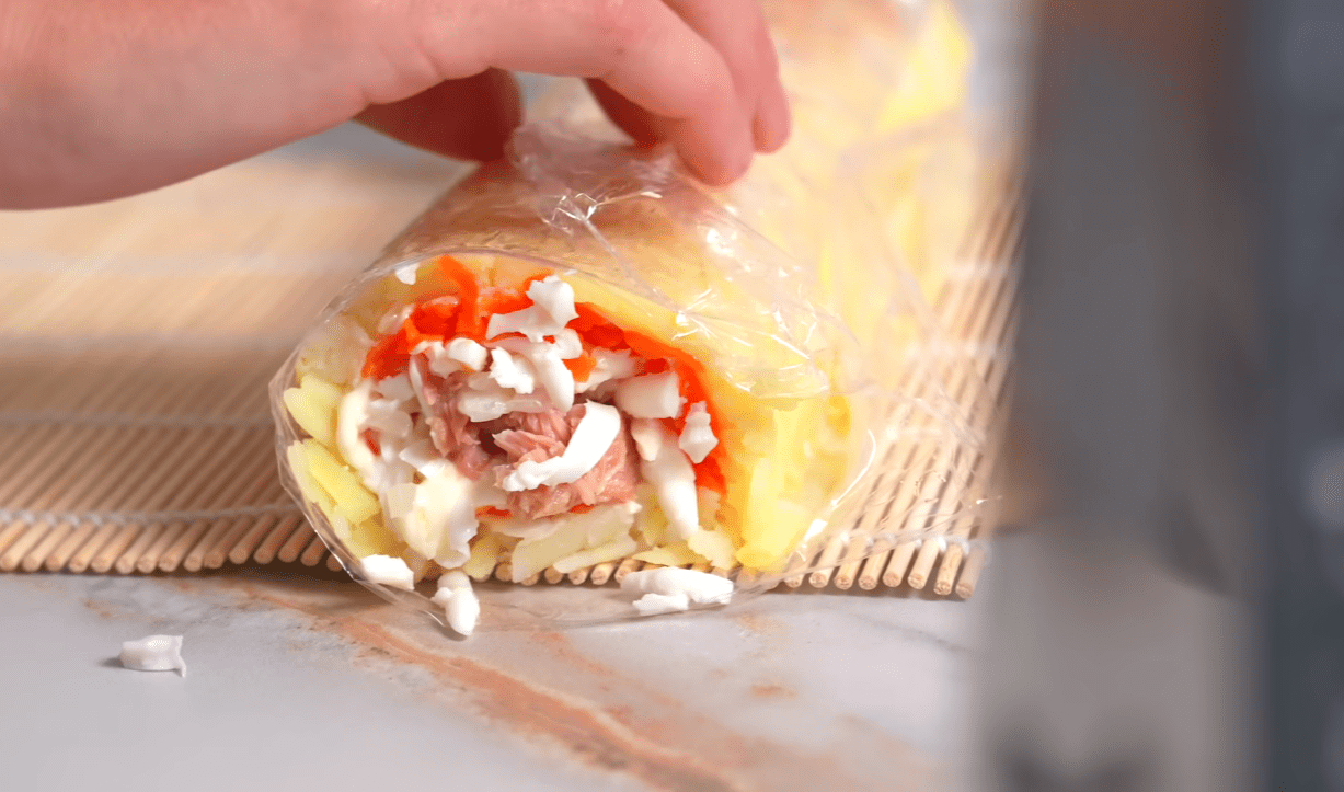 Рецепт нового салату на Різдво та Новий рік 2026 із знайомих продуктів