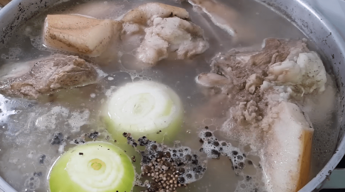 Рецепт смачного сальтисона без свинячого шлунку і кишки