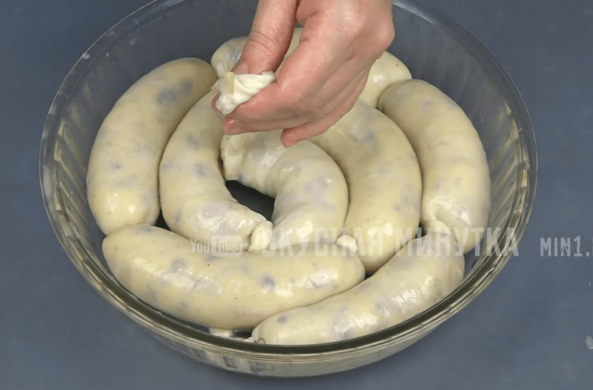 Кулінари розповіли, як приготувати смачну картопляну ковбасу з грибами