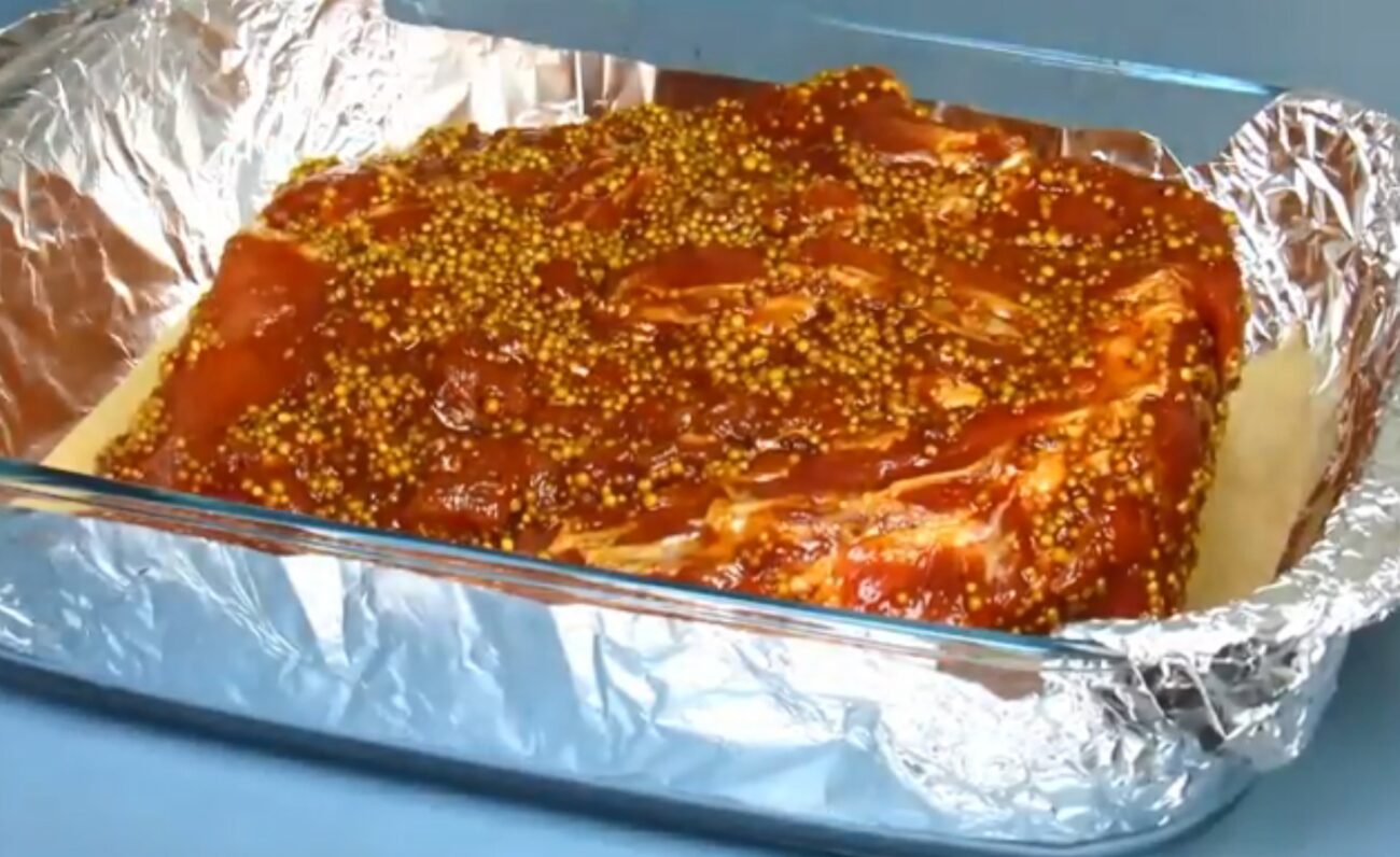 Кулінари розповіли, як приготувати смачну і соковиту буженину у духовці