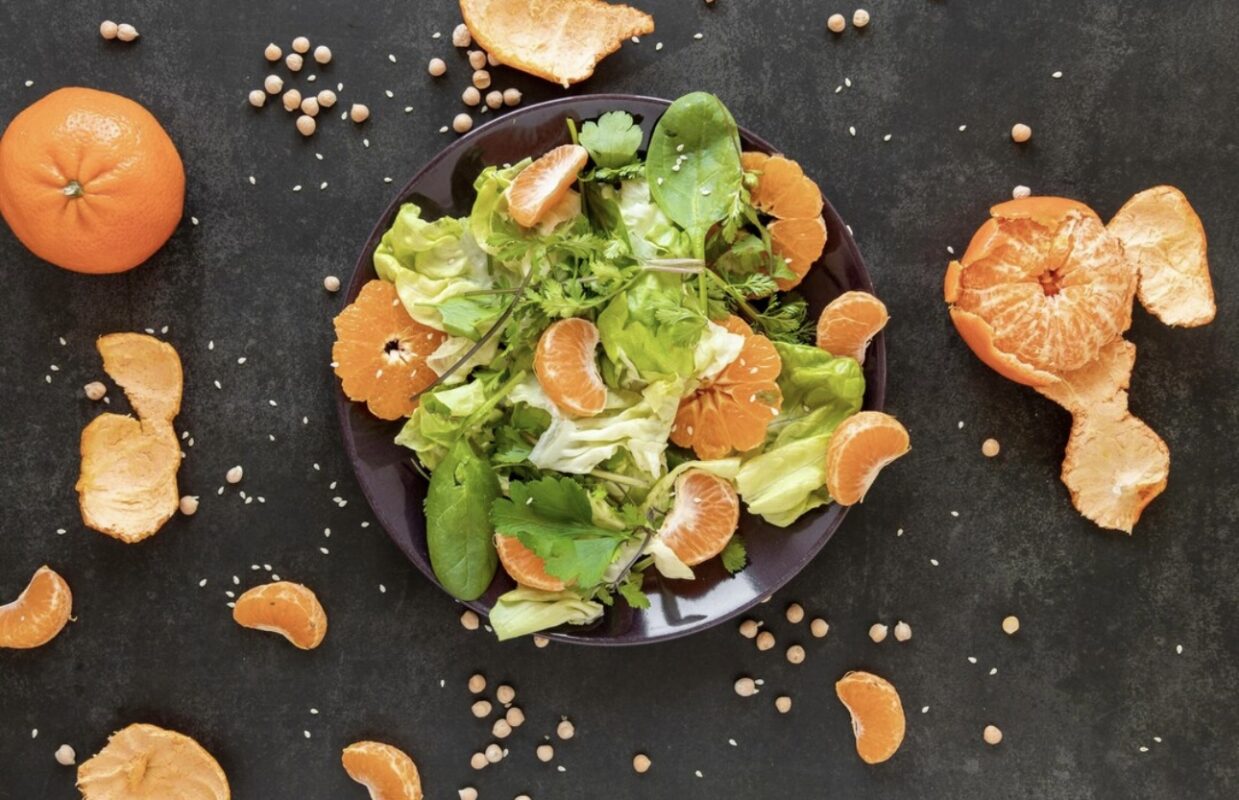 Кулінари назвали смачний новорічний салат з мандаринами