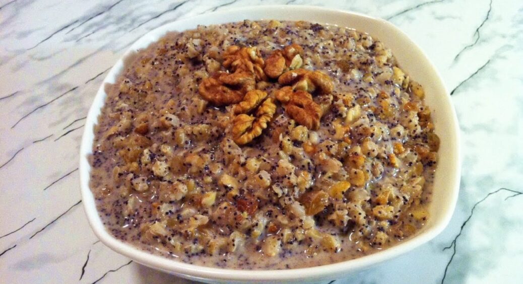 Не святкова зірка, а розчарування: 2 популярні інгредієнти, які зіпсують будь-яку кутю 