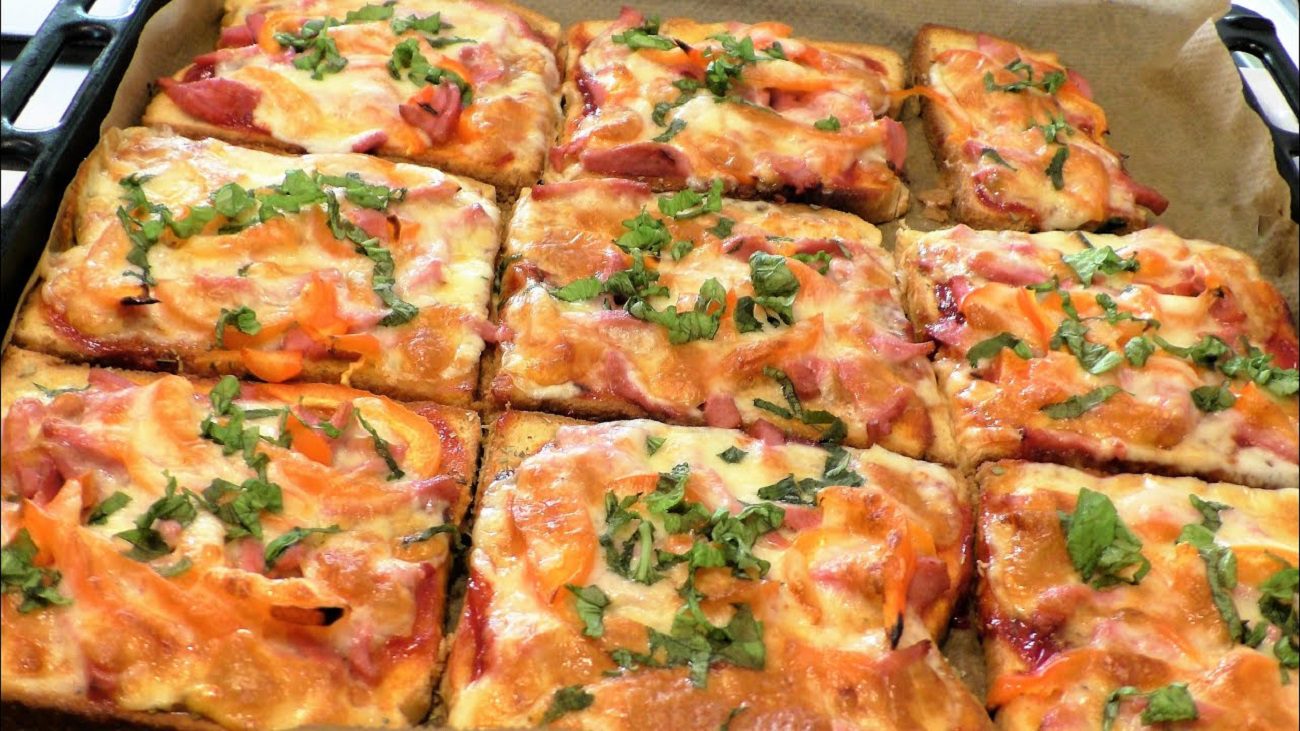 Кулінари розповіли, як приготувати ліниву піцу із хліба за 10 хвилин