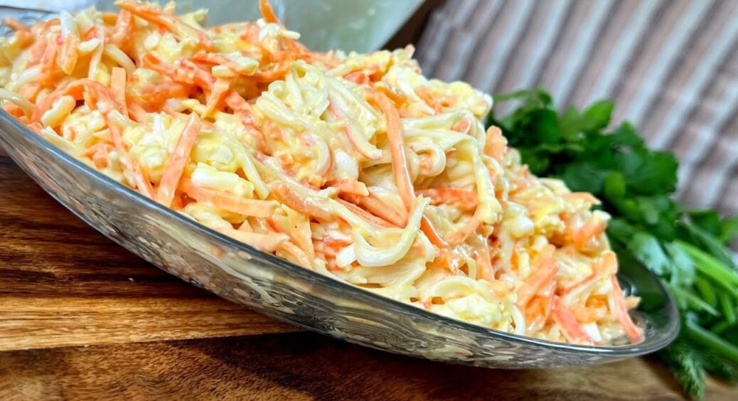 Замість набридливої “Білочки”: цей сирний салат з морквою стане хітом на Новий рік 2026 
