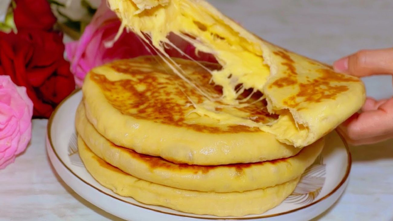 Кулінари розповіли, як приготувати смачні хачапурі на сковороді за 10 хвилин
