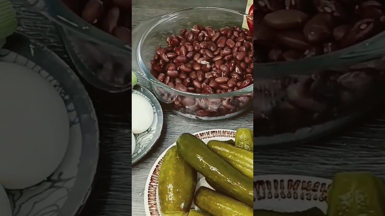 Рецепт святкового грузинського салату з курячого філе та квасолі