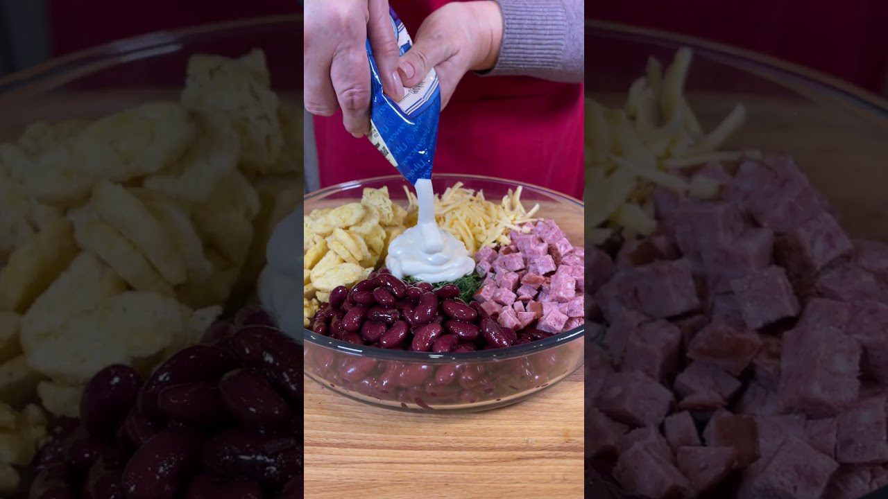 Рецепт святкового грузинського салату з курячого філе та квасолі