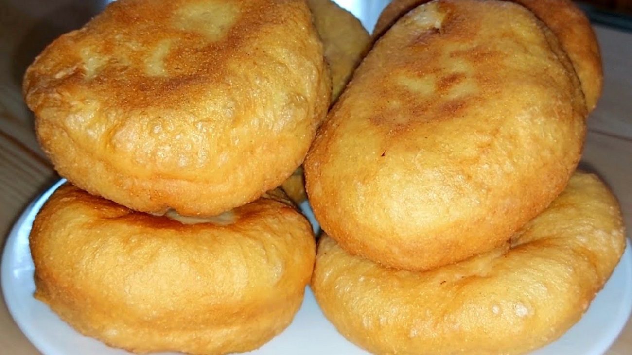 Рецепт соковитих біляшів з м'ясом за старовинним рецептом