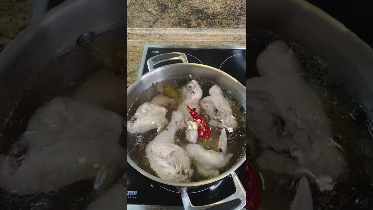 Рецепт домашнього бульйону з курки