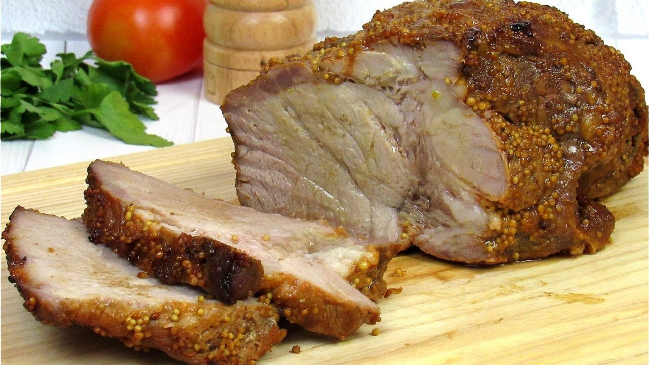 Кулінари розповіли, як приготувати смачну і соковиту буженину у духовці