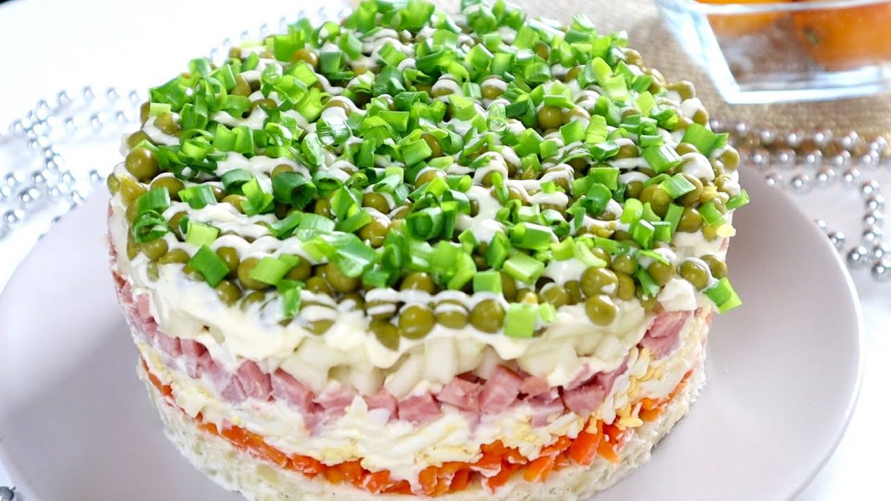 Кулінари зі Львова розповіли, як приготувати Олів'є по-новому