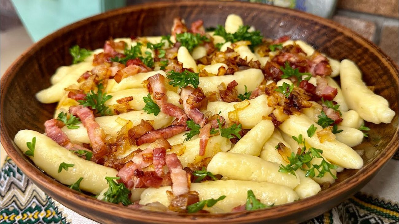 Кулінари розповіли, як приготувати смачні і ситні галушки по-сумськи