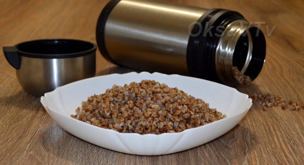 Світла немає, а вечеря гаряча: як приготувати поживну кашу в термосі в 2 кроки 