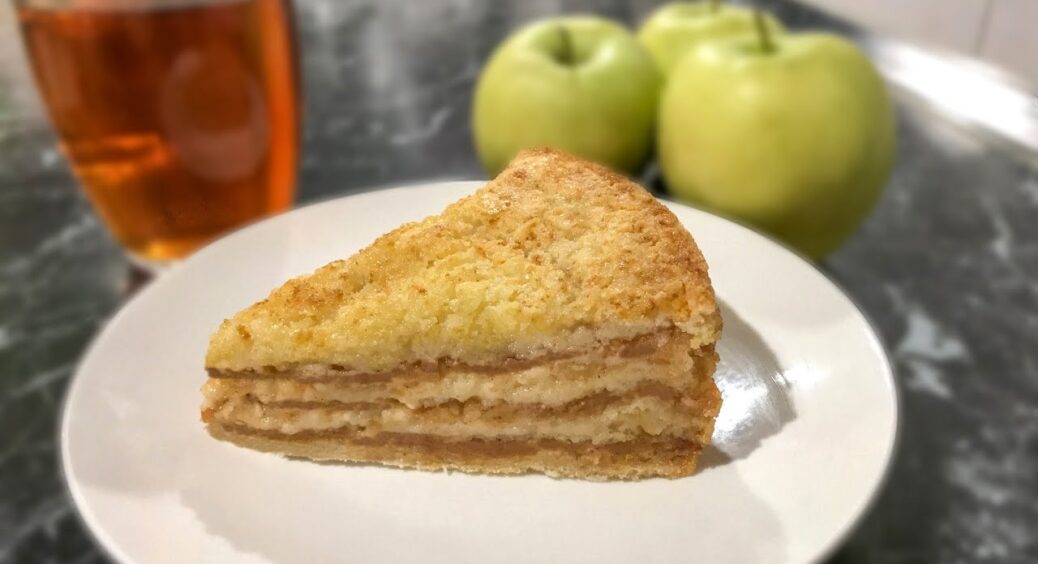 Полтавський яблучний пиріг без тіста – рецепт приготування простої випічки з фото 
