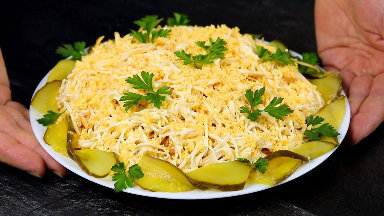 Кулінари розповіли, який салат приготувати на Різдво замість Шуби