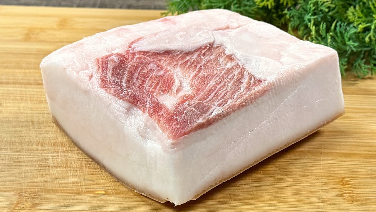 Експерти розповіли, як правильно обирати сало