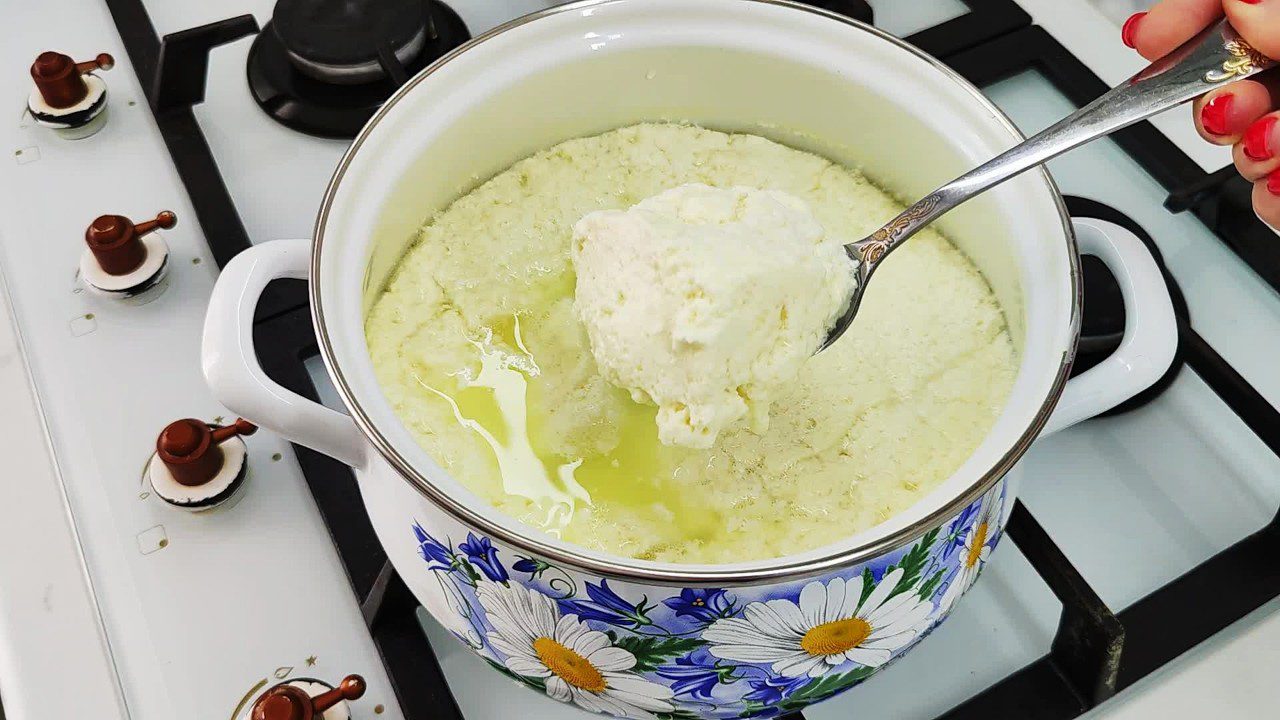 Рецепт домашнього кисломолочного сиру