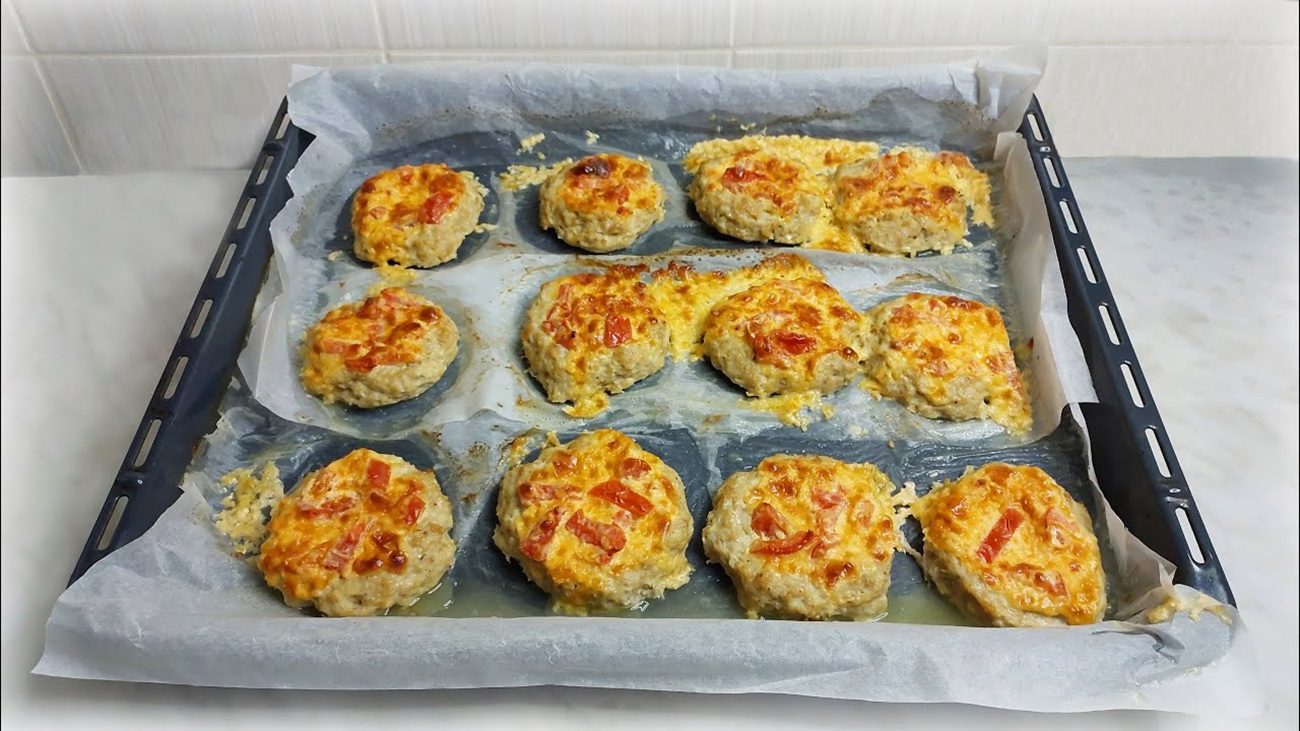 Рецепт соковитих м'ясних гнізд під сирною шапочкою