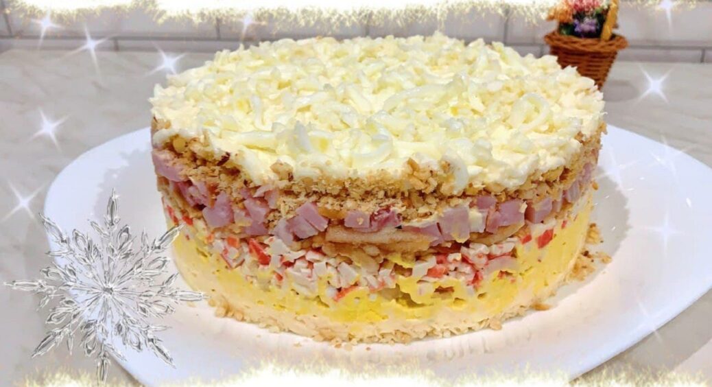 Салат “Салют” — без нього, як без бутербродів з ікрою на Новий рік — не Новий рік 