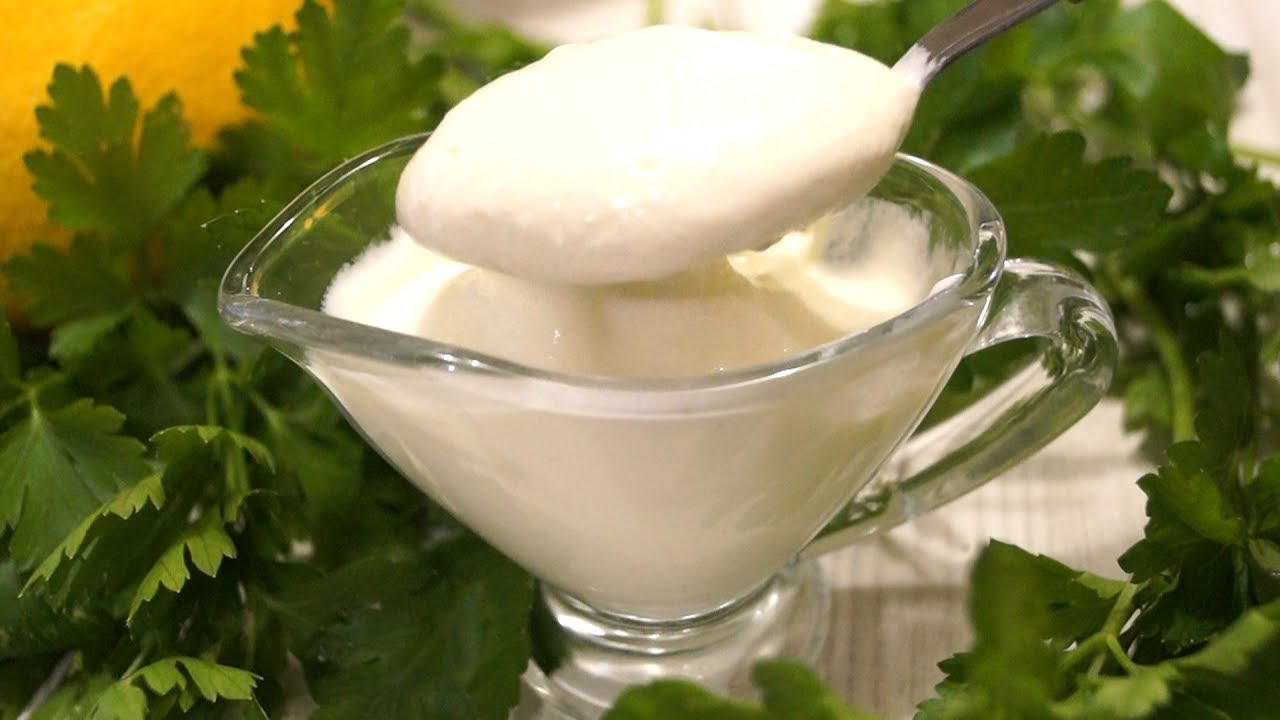 Дієтологи розповіли, чим зправити новорічні салати замість майонезу