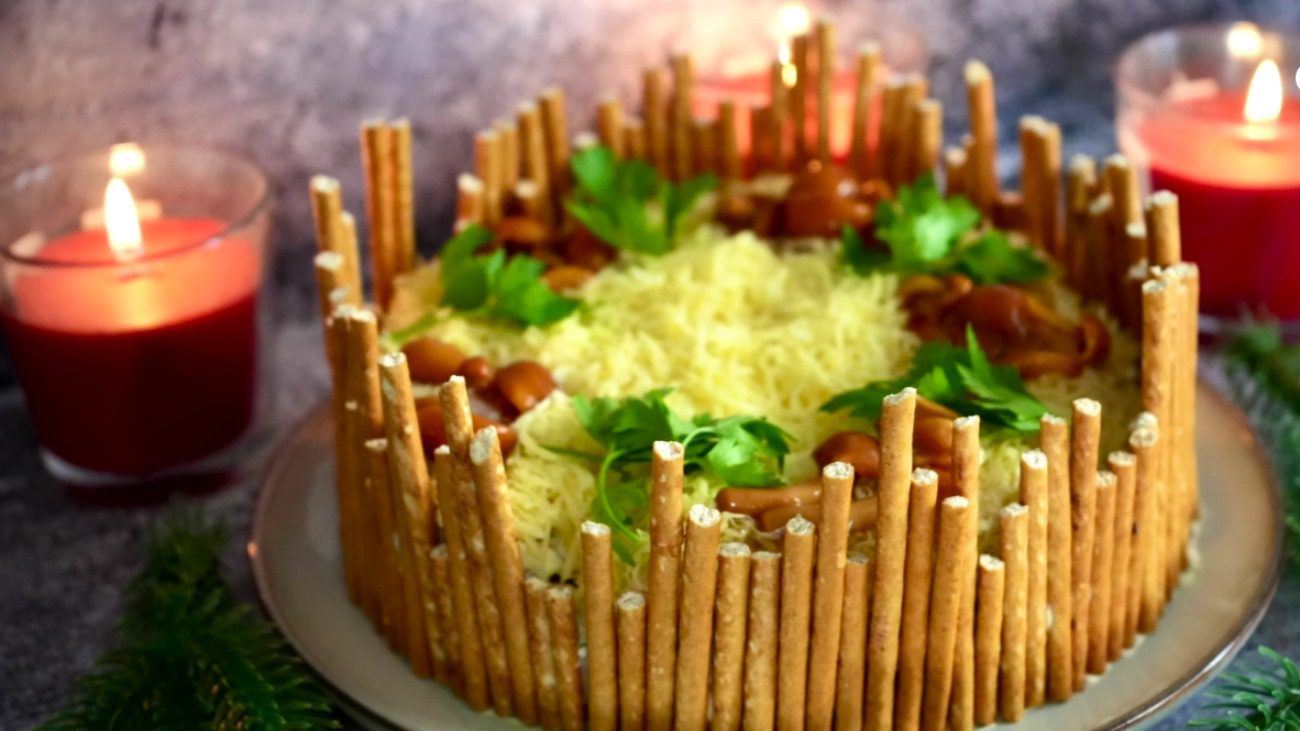 Рецепт святкового салату з бюджетних інгредієнтів на Новий рік 2026