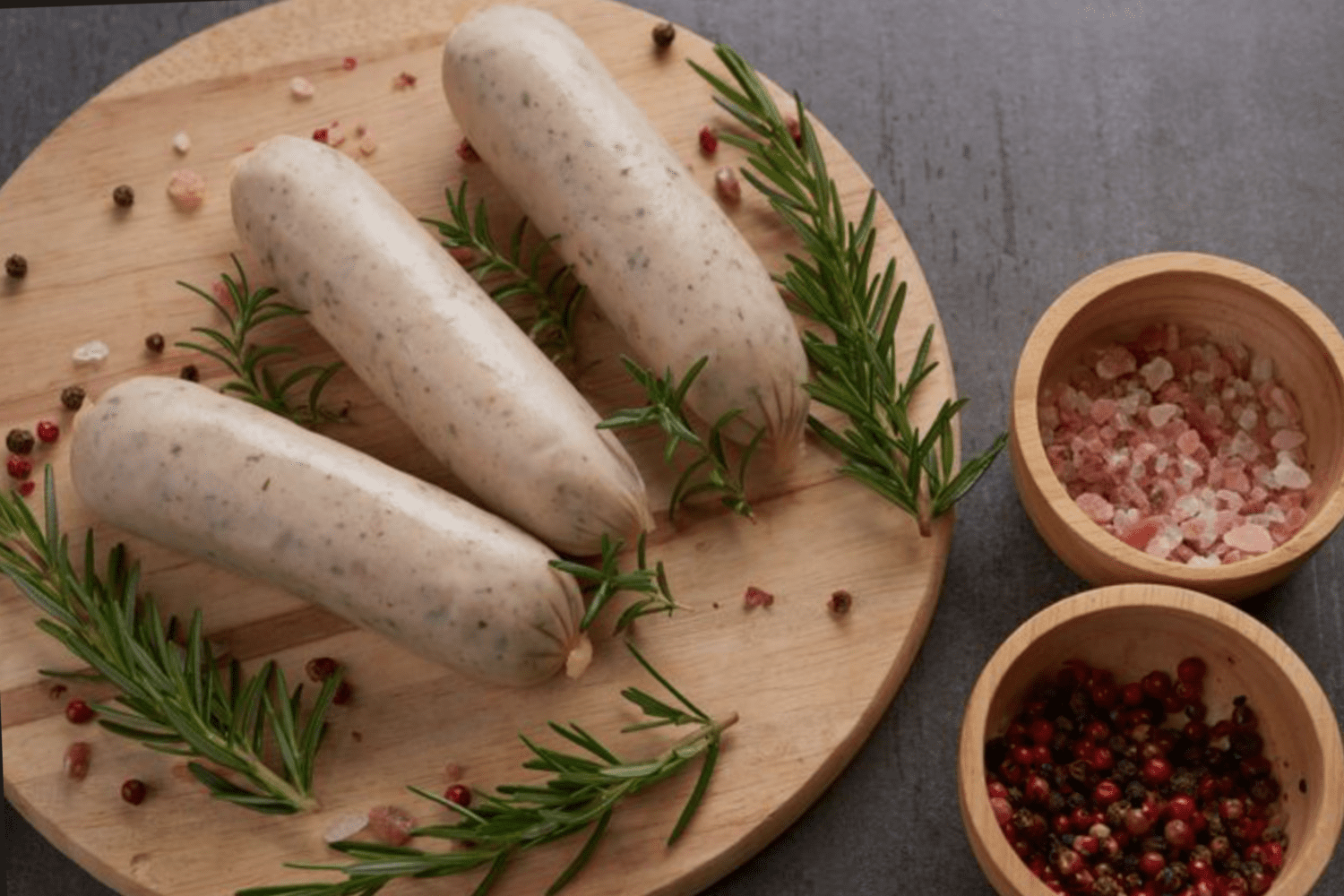 Кулінари розсекретили найсмачніший рецепт домашньої курячої ковбаси