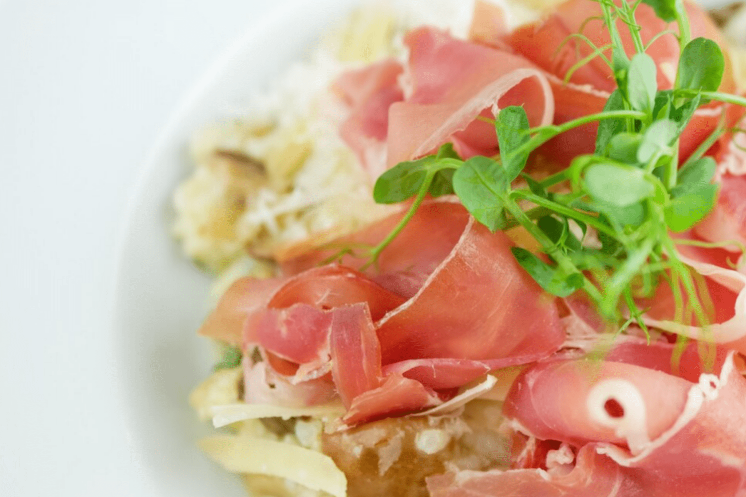 Кулінари поділились рецептом найсмачнішого салату на новорічні свята Кулінари поділились рецептом найсмачнішого салату на новорічні свята