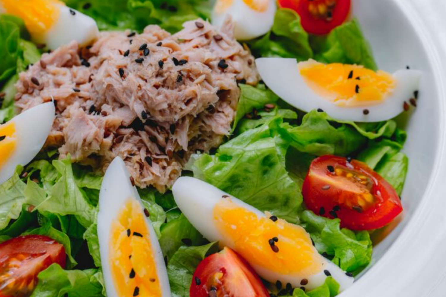 Кулінари розсекретили рецепт новорічного салату на заміну Олівʼє та Шубі