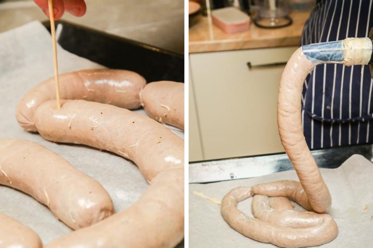 Кулінари поділились найсмачнішим рецептом домашньої ковбаси з печінки Кулінари поділились найсмачнішим рецептом домашньої ковбаси з печінки