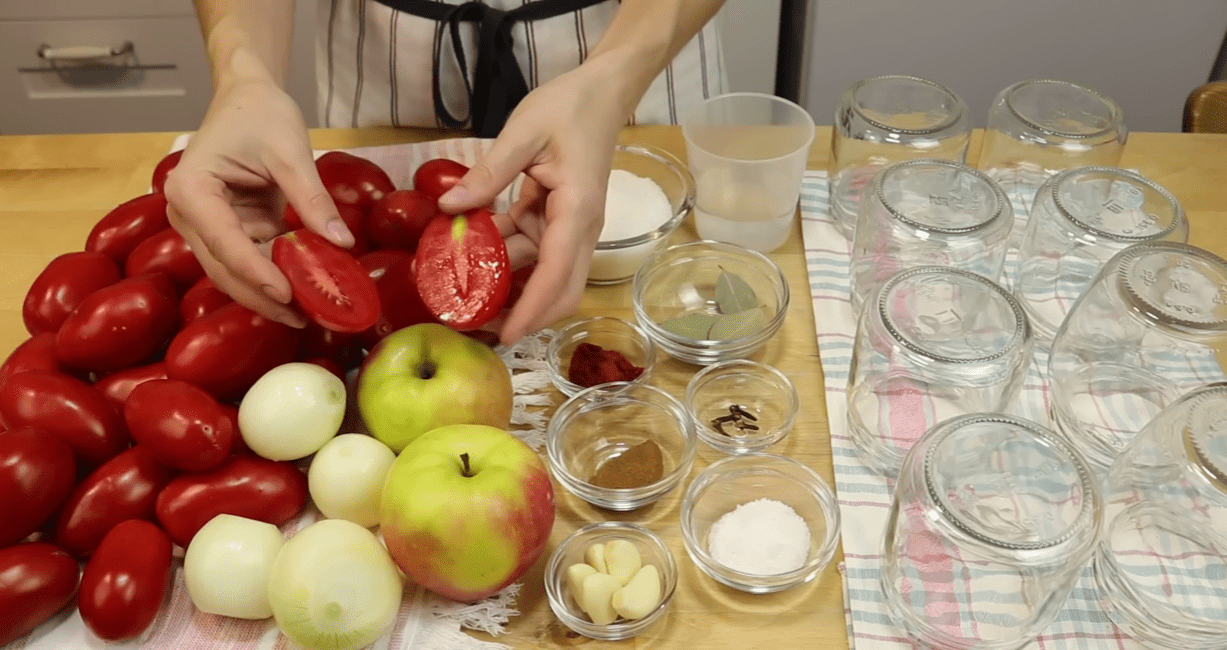 Рецепт домашнього кетчупу, який став хітом у 2025 році