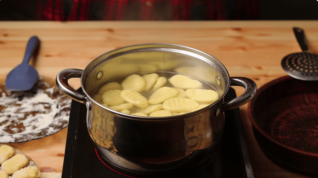 Палюшки з бринзою, як у бабусі: простий рецепт для кожного