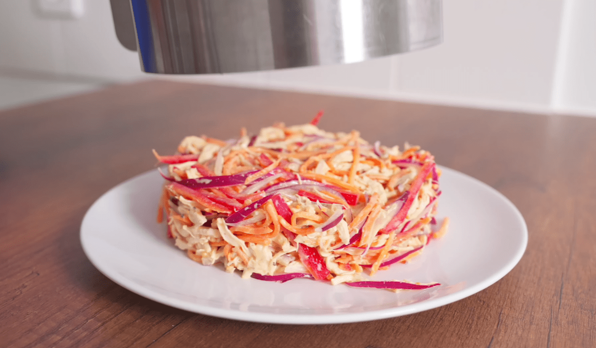 Кулінари знайшли 3 нових хітових салати на Різдво та Новий рік 2026