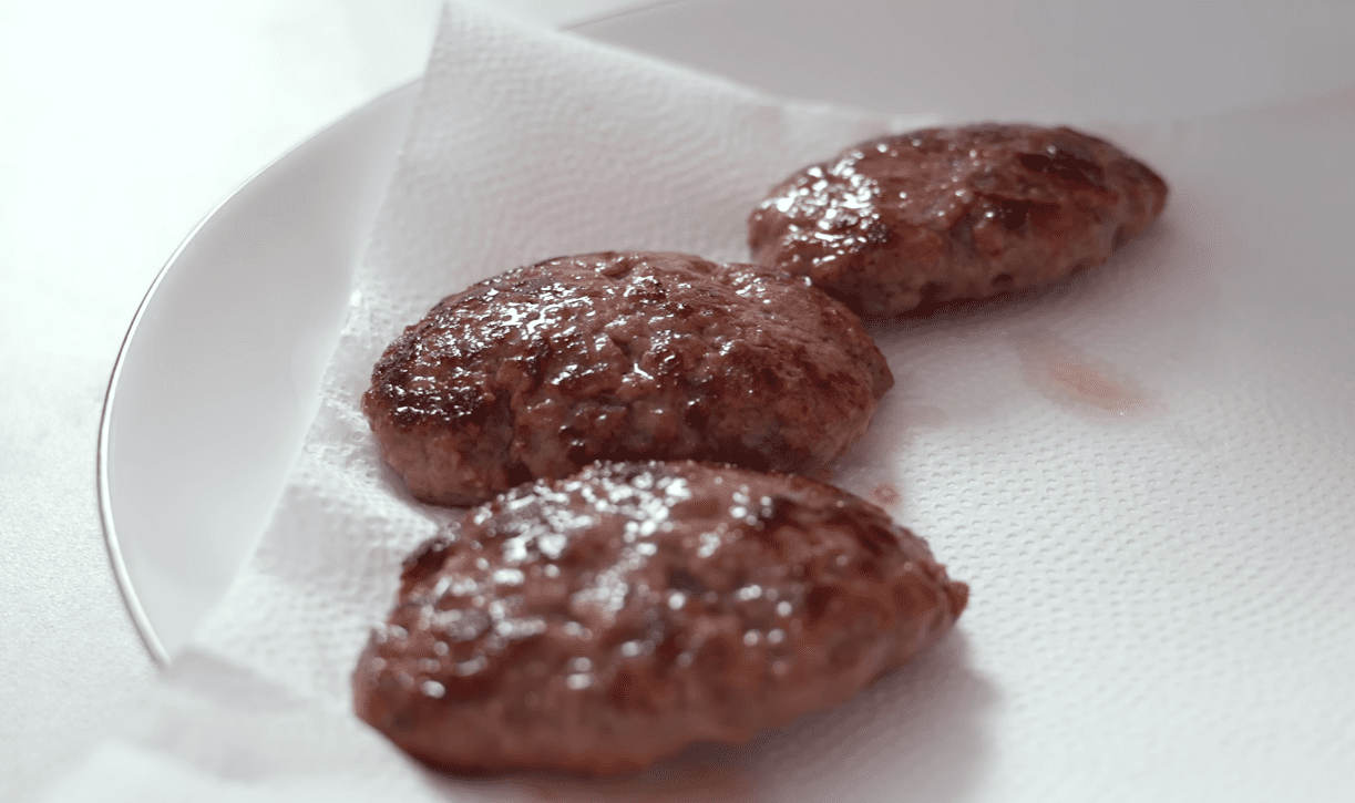 Рецепт нової закуски: новорічні міні-бургери з лаваша та фаршу