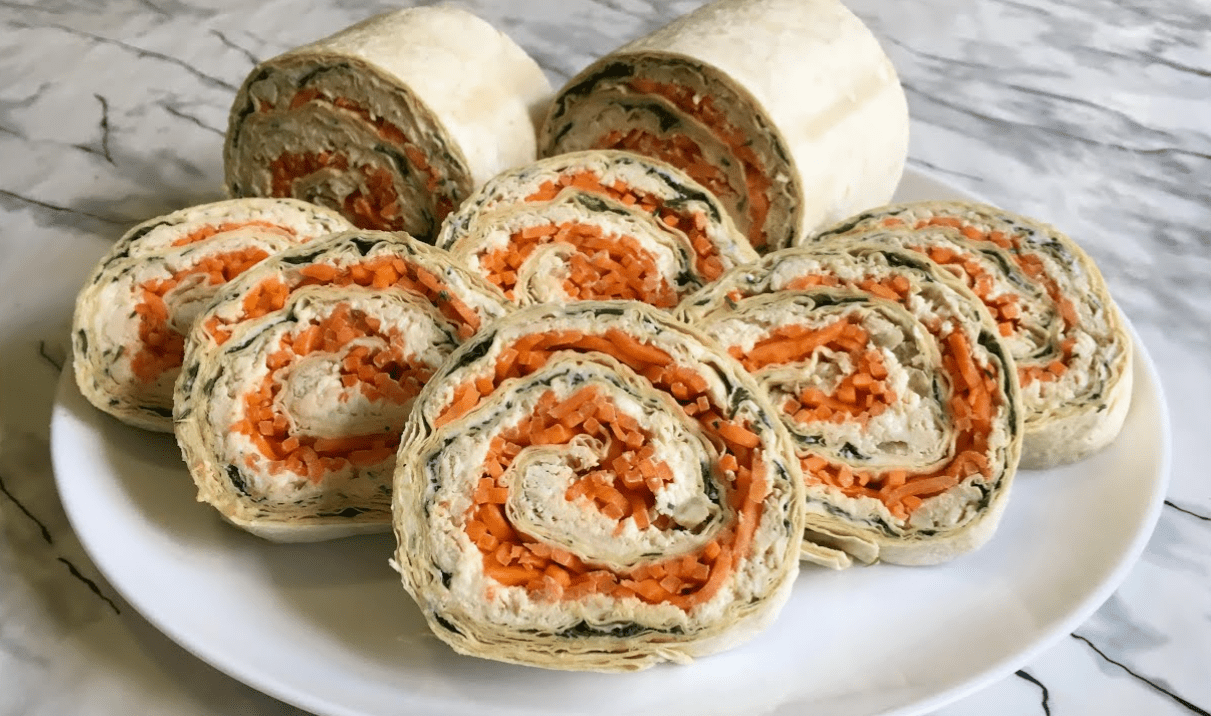 Рецепт з куркою та лавашем, який став справжнім хітом 2025 року Рецепт з куркою та лавашем, який став справжнім хітом 2025 року