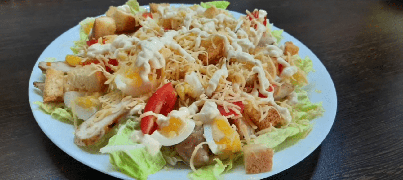 Рецепт оригінального хрусткого салату з пекінської капусти за 10 хвилин